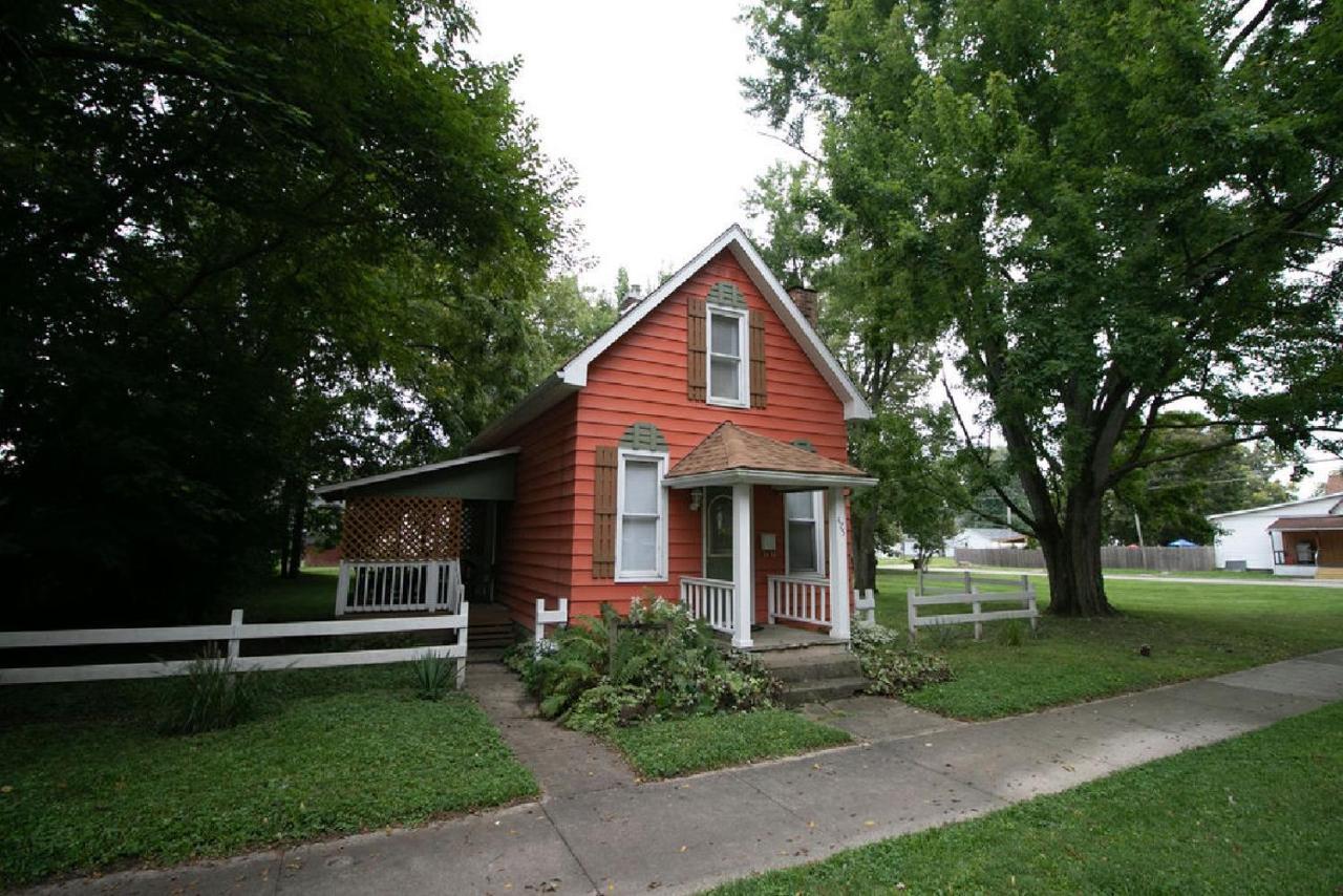 Downtown 2 Bedroom Cottage, Sleeps 6, Walking Distance To Honeywell, Downtown Restaurants, Shopping Wabash 외부 사진