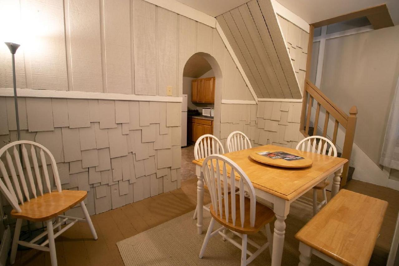 Downtown 2 Bedroom Cottage, Sleeps 6, Walking Distance To Honeywell, Downtown Restaurants, Shopping Wabash 외부 사진