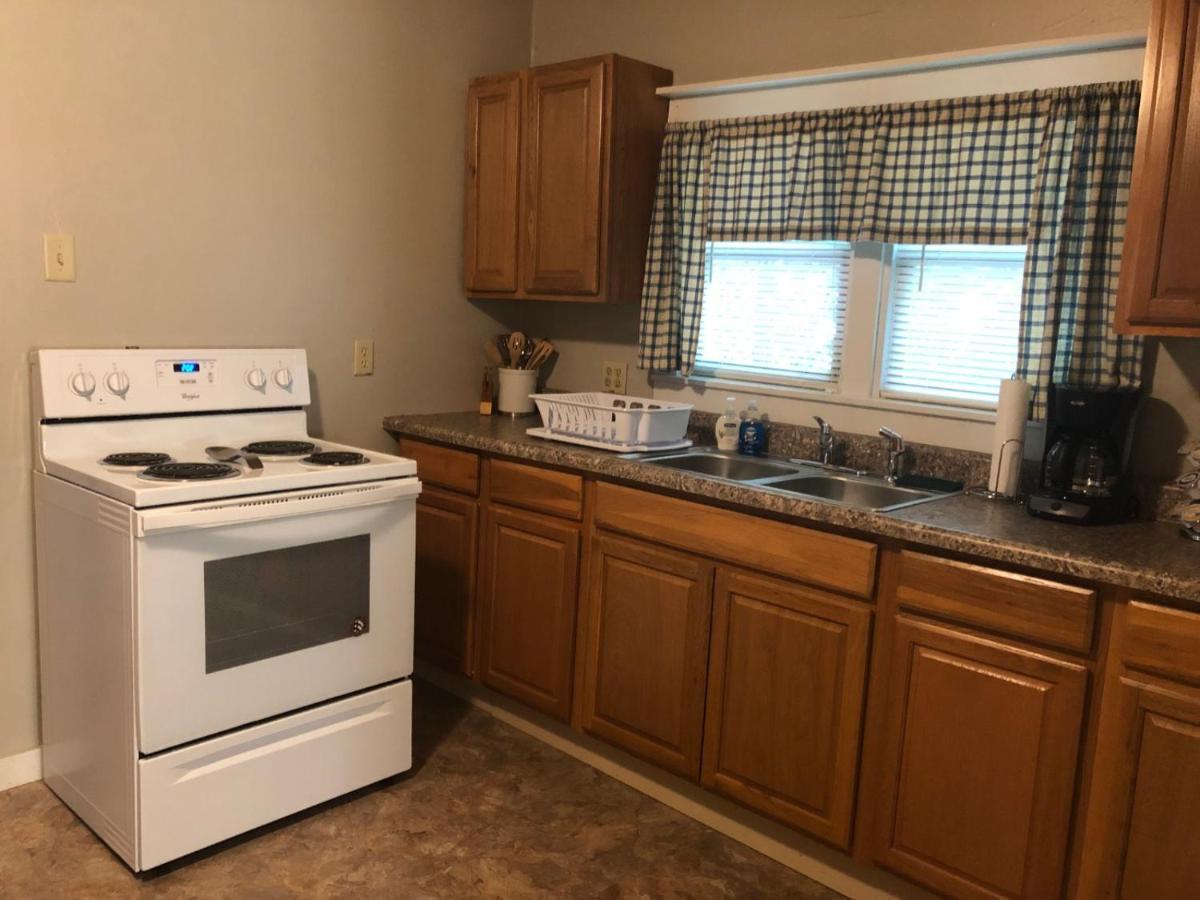 Downtown 2 Bedroom Cottage, Sleeps 6, Walking Distance To Honeywell, Downtown Restaurants, Shopping Wabash 외부 사진