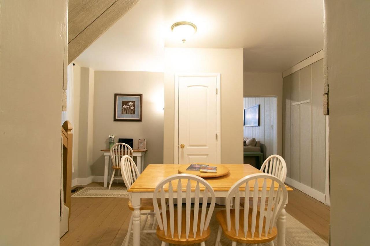 Downtown 2 Bedroom Cottage, Sleeps 6, Walking Distance To Honeywell, Downtown Restaurants, Shopping Wabash 외부 사진